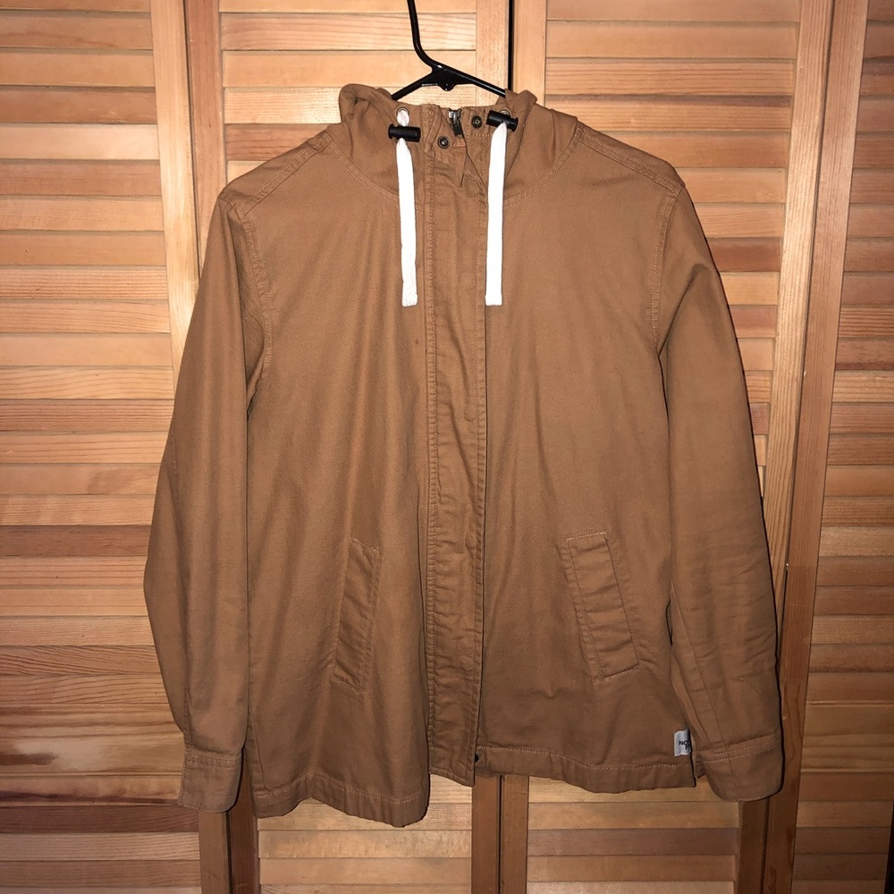 Women’s Medium North Face Coat
